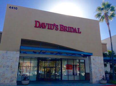 Camille La Vie en Ontario Mills, CA