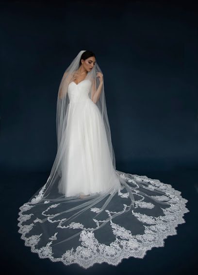 Bella Mera Bridal Boutique - Dulles en Ashburn, VA